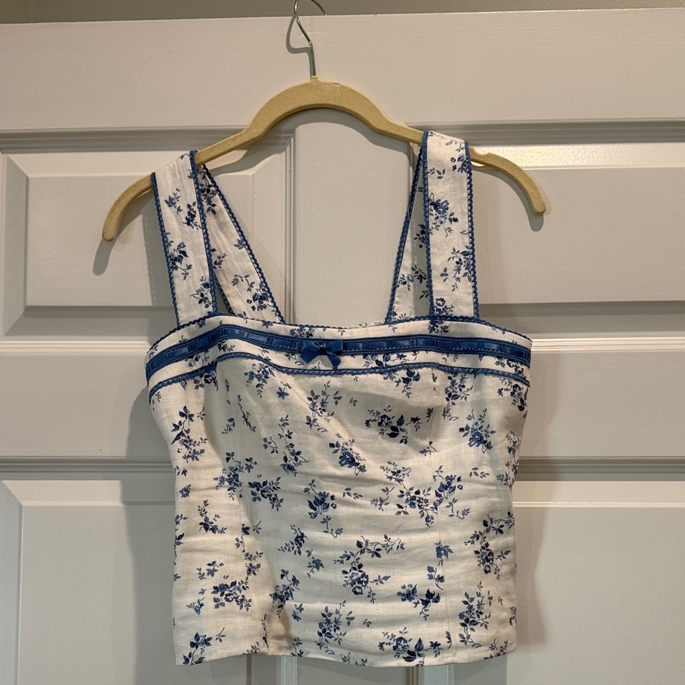 Floral Blue and White Women's Top